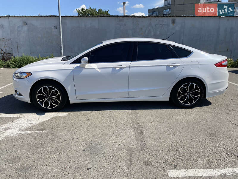 Седан Ford Fusion 2013 в Киеве