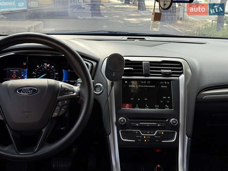 Седан Ford Fusion 2016 в Николаеве