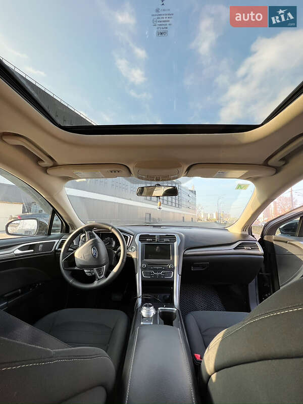 Седан Ford Fusion 2017 в Киеве