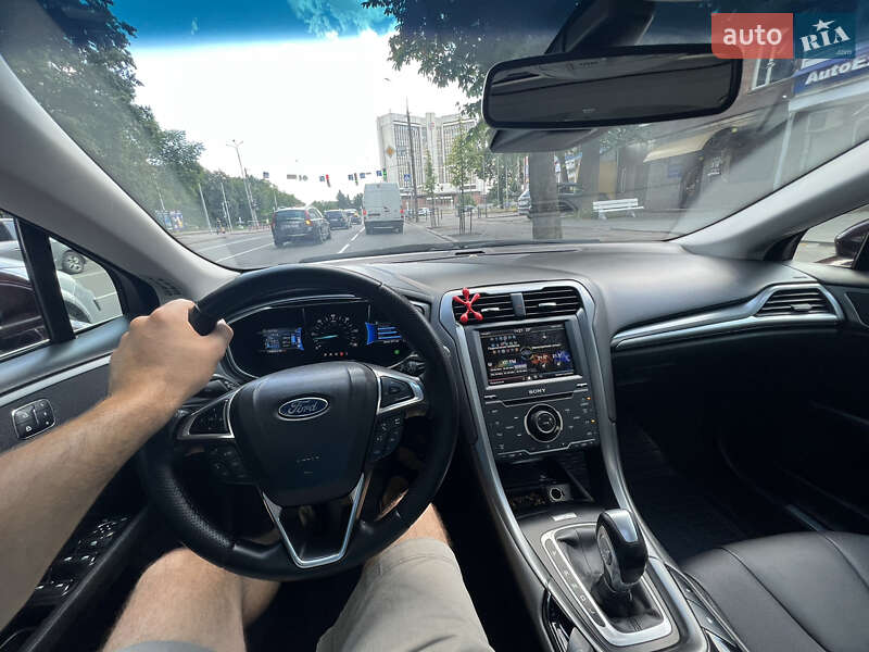 Седан Ford Fusion 2013 в Вінниці