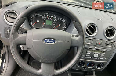 Хетчбек Ford Fusion 2011 в 