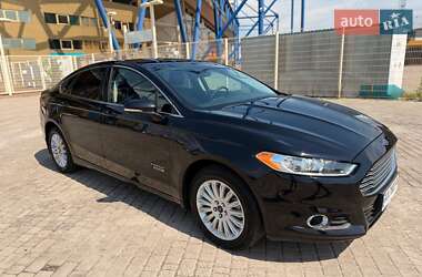Ford Fusion 2016
