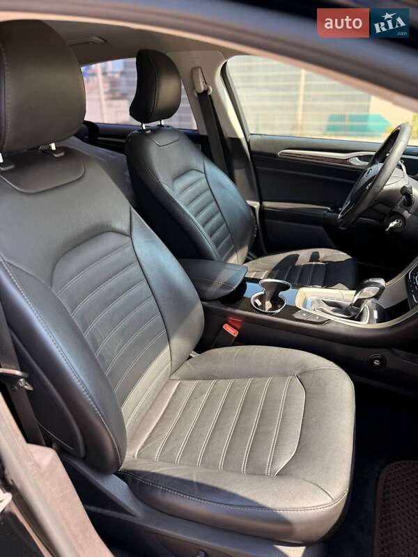 Седан Ford Fusion 2016 в Харкові