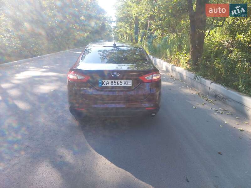 Седан Ford Fusion 2012 в Києві