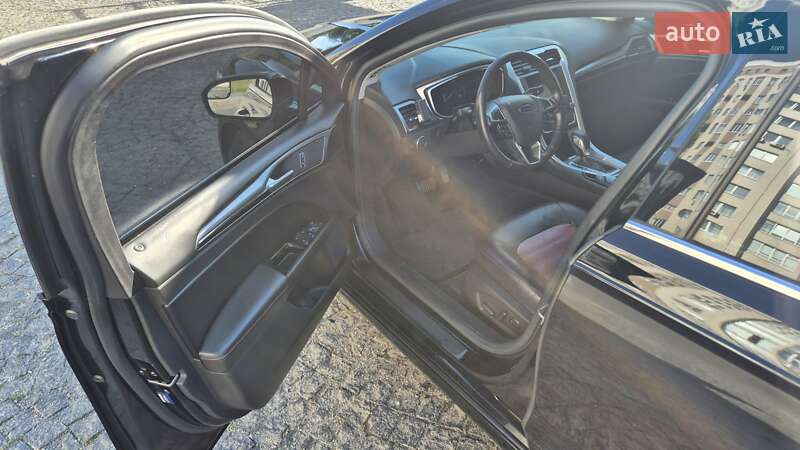 Седан Ford Fusion 2015 в Хмельницькому
