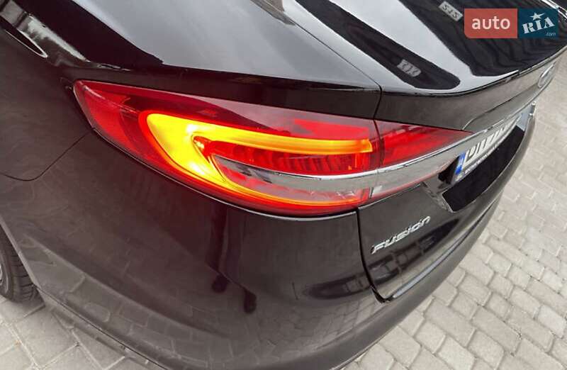 Седан Ford Fusion 2016 в Одесі