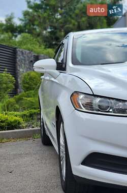 Ford Fusion 2014