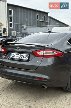 Седан Ford Fusion 2014 в 