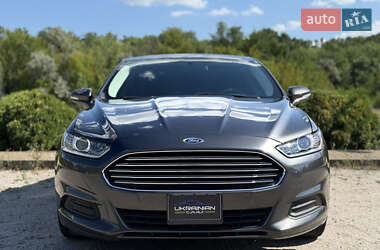 Седан Ford Fusion 2014 в 