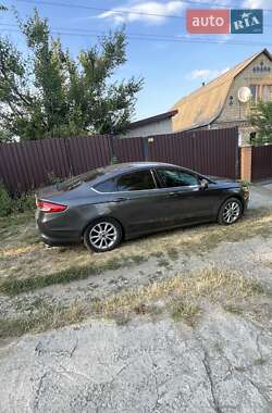 Седан Ford Fusion 2017 в 