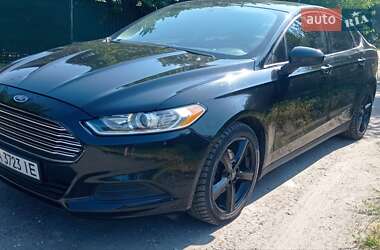 Седан Ford Fusion 2013 в 