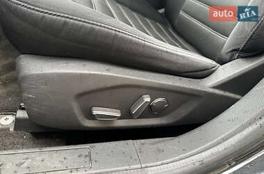 Седан Ford Fusion 2015 в 