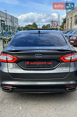 Седан Ford Fusion 2014 в 