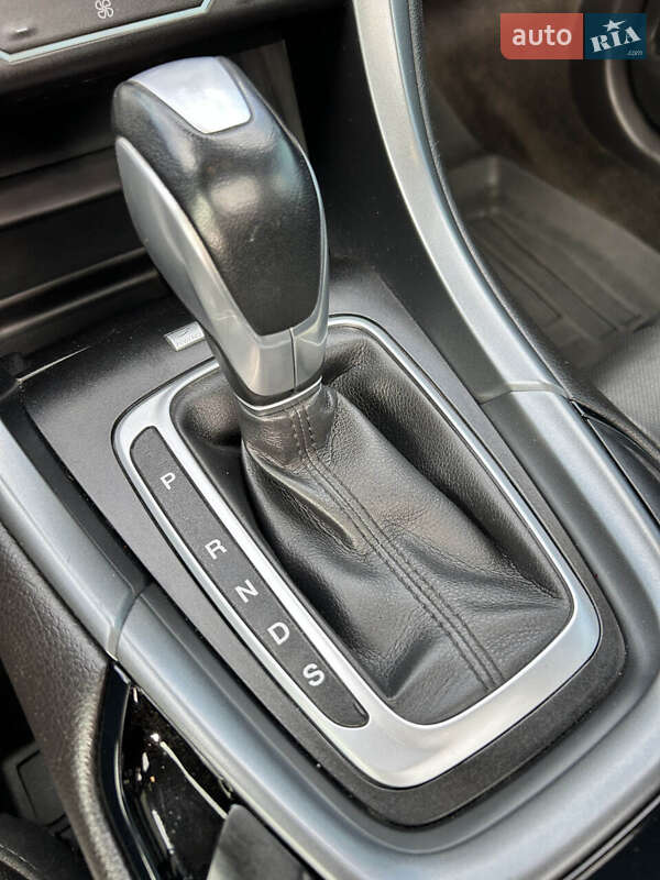 Седан Ford Fusion 2014 в Сумах