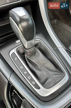 Седан Ford Fusion 2014 в 