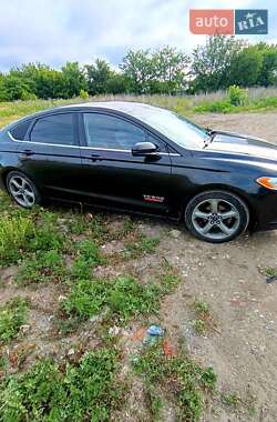 Седан Ford Fusion 2013 в 