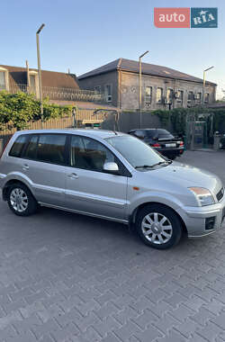 Хетчбек Ford Fusion 2011 в 