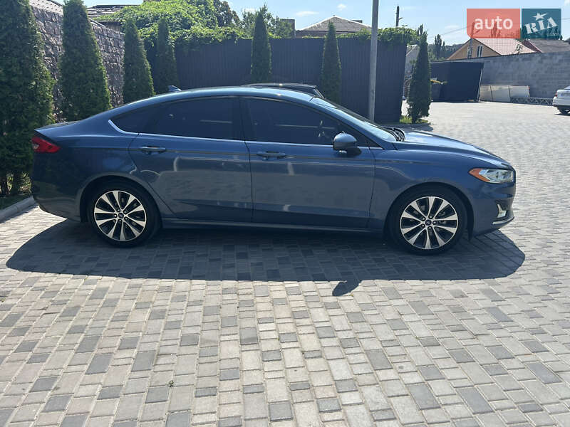 Седан Ford Fusion 2019 в Кропивницькому