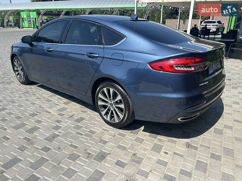 Седан Ford Fusion 2019 в Кропивницькому