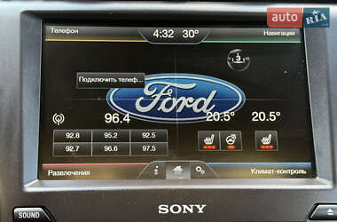 Седан Ford Fusion 2015 в 