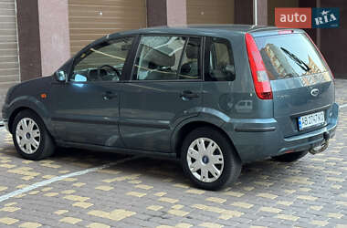 Хетчбек Ford Fusion 2004 в 
