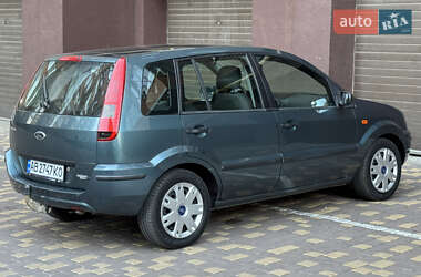 Хетчбек Ford Fusion 2004 в 