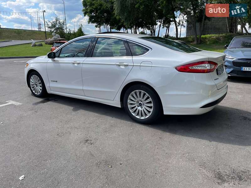 Седан Ford Fusion 2012 в Киеве фото 4 Седан Ford Fusion 2012 в Киеве