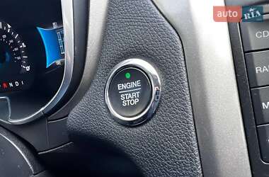 Седан Ford Fusion 2018 в 