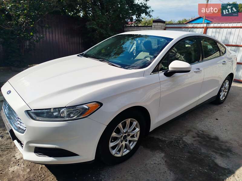 Ford Fusion 2015