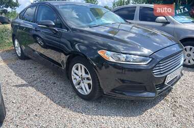 Седан Ford Fusion 2014 в 