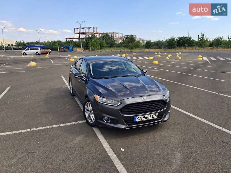 Седан Ford Fusion 2014 в Києві