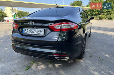 Седан Ford Fusion 2014 в 