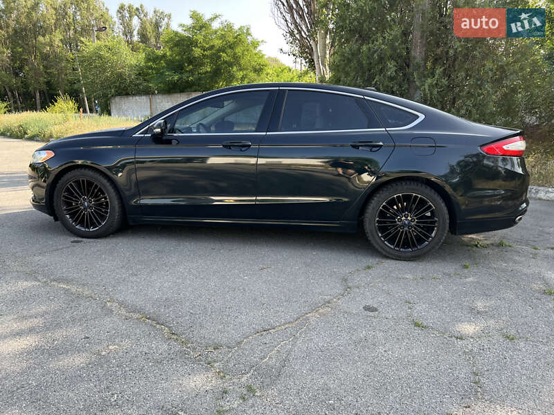 Седан Ford Fusion 2014 в Дніпрі