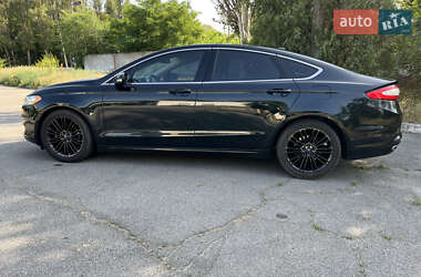Седан Ford Fusion 2014 в 