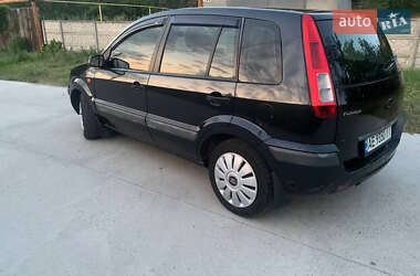 Хетчбек Ford Fusion 2008 в 