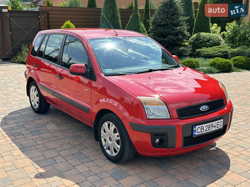 Хэтчбек Ford Fusion 2010 в Чернигове