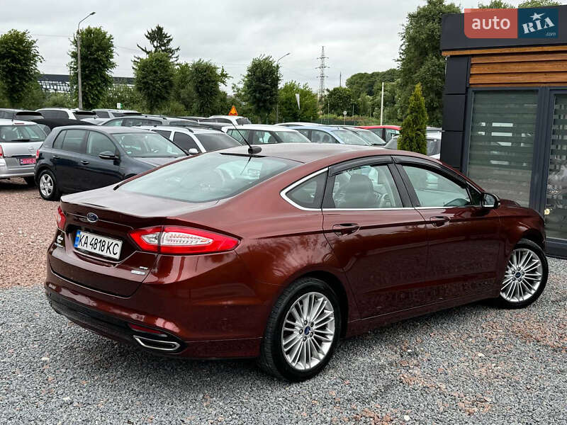 Седан Ford Fusion 2015 в Дрогобичі