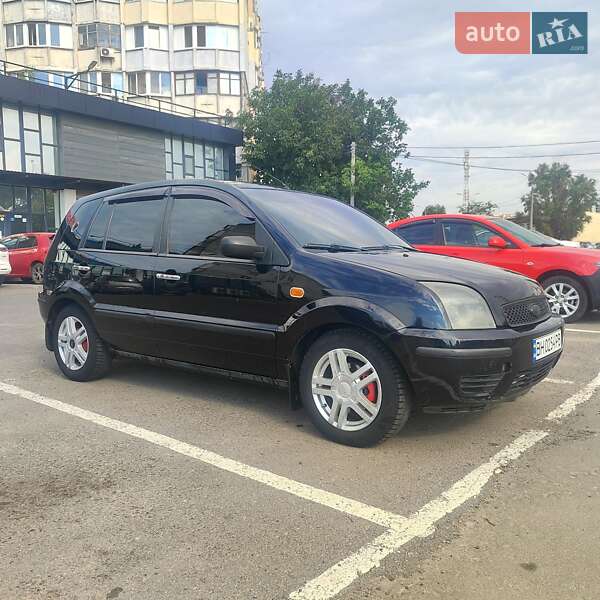 Хэтчбек Ford Fusion 2003 в Одессе