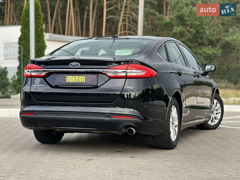 Седан Ford Fusion 2017 в Києві