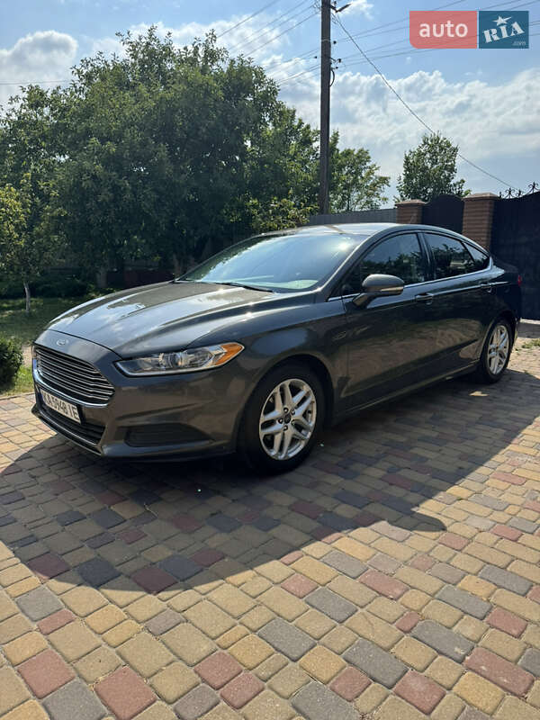 Седан Ford Fusion 2016 в Києві