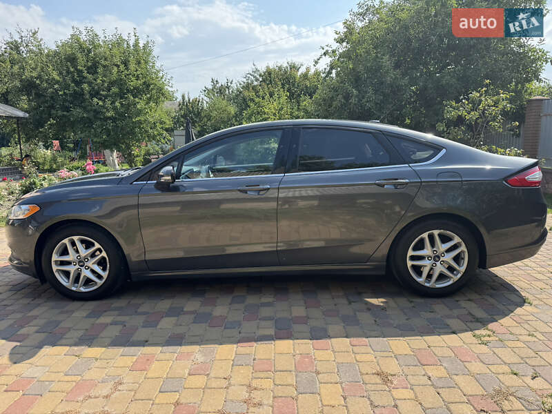 Седан Ford Fusion 2016 в Києві
