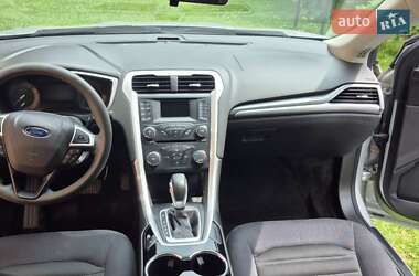 Седан Ford Fusion 2014 в 