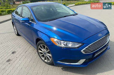 Седан Ford Fusion 2017 в 