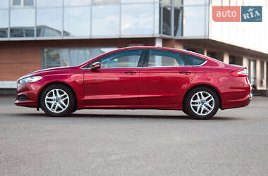 Седан Ford Fusion 2014 в 
