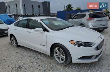 Седан Ford Fusion 2018 в 
