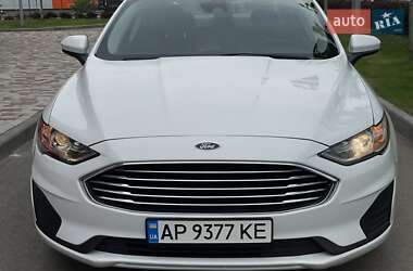 Седан Ford Fusion 2019 в 