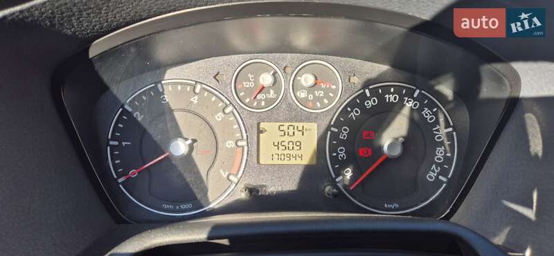 Хетчбек Ford Fusion 2006 в Черкасах