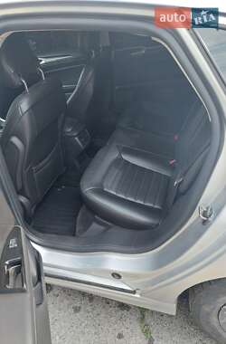 Седан Ford Fusion 2013 в 