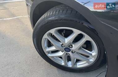 Седан Ford Fusion 2012 в 