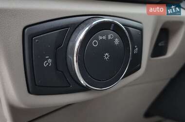 Седан Ford Fusion 2017 в 
